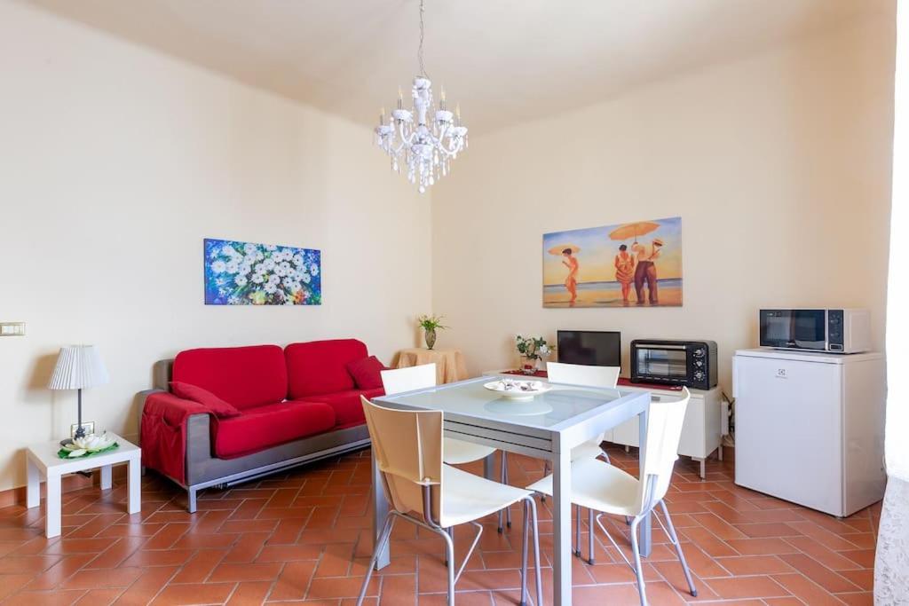 Midtown Apartment Pisa Exterior photo